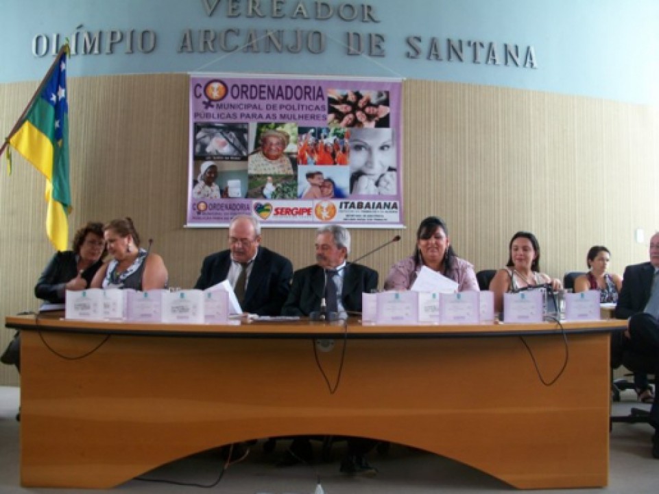 Sessão Solene em homenagem ao Dia das Mulheres
