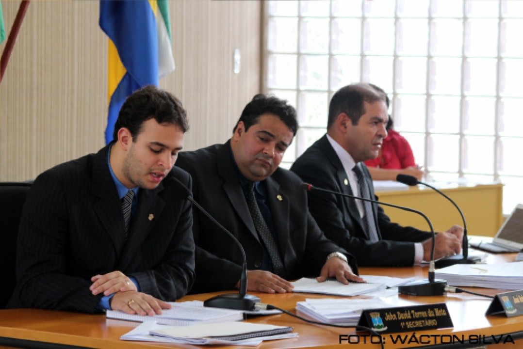 Ana Alves e Ariosvaldo José recebem Título de Cidadã Itabaianense