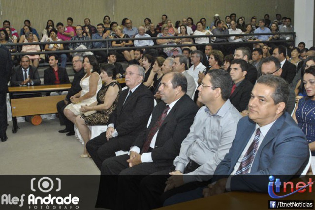 Sessão Solene de entrega do título de Cidadão Itabaianense 