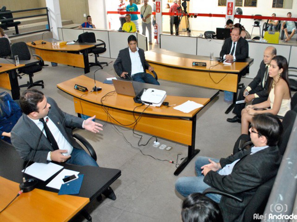 Sessão Ordinária do dia 28/05/2015 da Câmara de Vereadores de Itabaiana