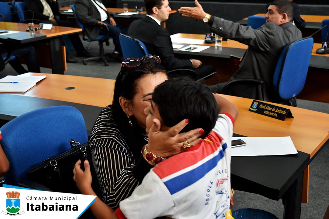 Homenagens ao dia da criança e de Nossa Senhora Aparecida