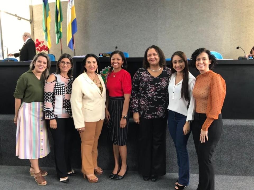 CÂMARA PROMOVE REFLEXÃO SOBRE A VIOLÊNCIA CONTRA A MULHER