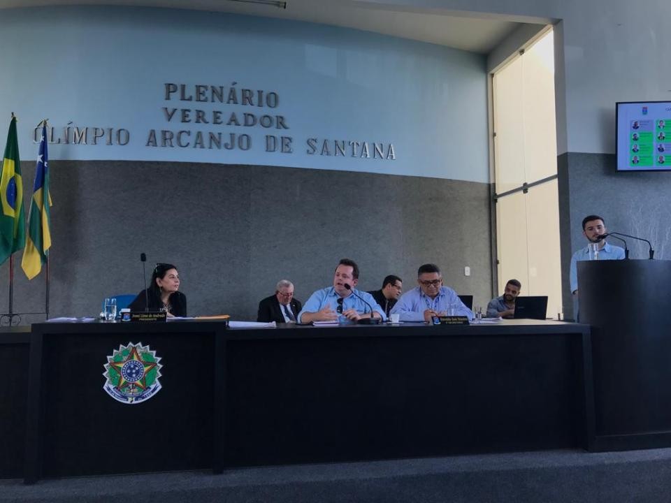 CÂMARA MUNICIPAL PROMOVE PALESTRA SOBRE O TRATAMENTO E O CONSUMO DE ÁGUA EM SERGIPE