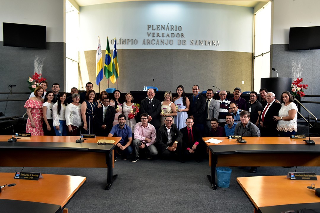 Câmara de Itabaiana realizou nesta sexta-feira (21/12) sessão solene de inauguração da reforma e ampliação do prédio da Câmara Municipal